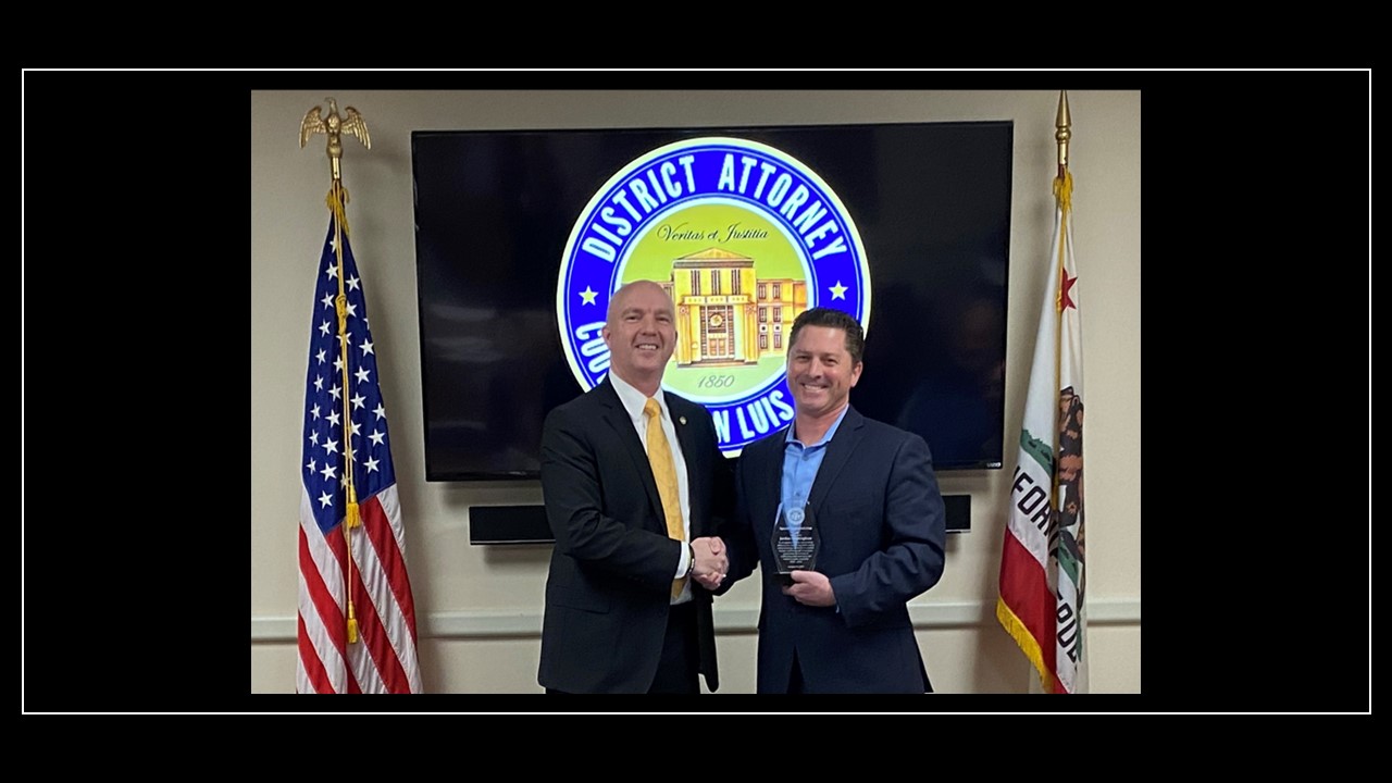 District Attorney Dan Dow and Assemblyman Jordan Cunningham (1/26/2023) Click to view article, Assemblyman Jordan Cunningham awarded the District Attorney Special Commendation for his efforts to combat Human Trafficking